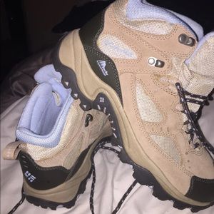 Columbia Superior Trail Hiking Boots